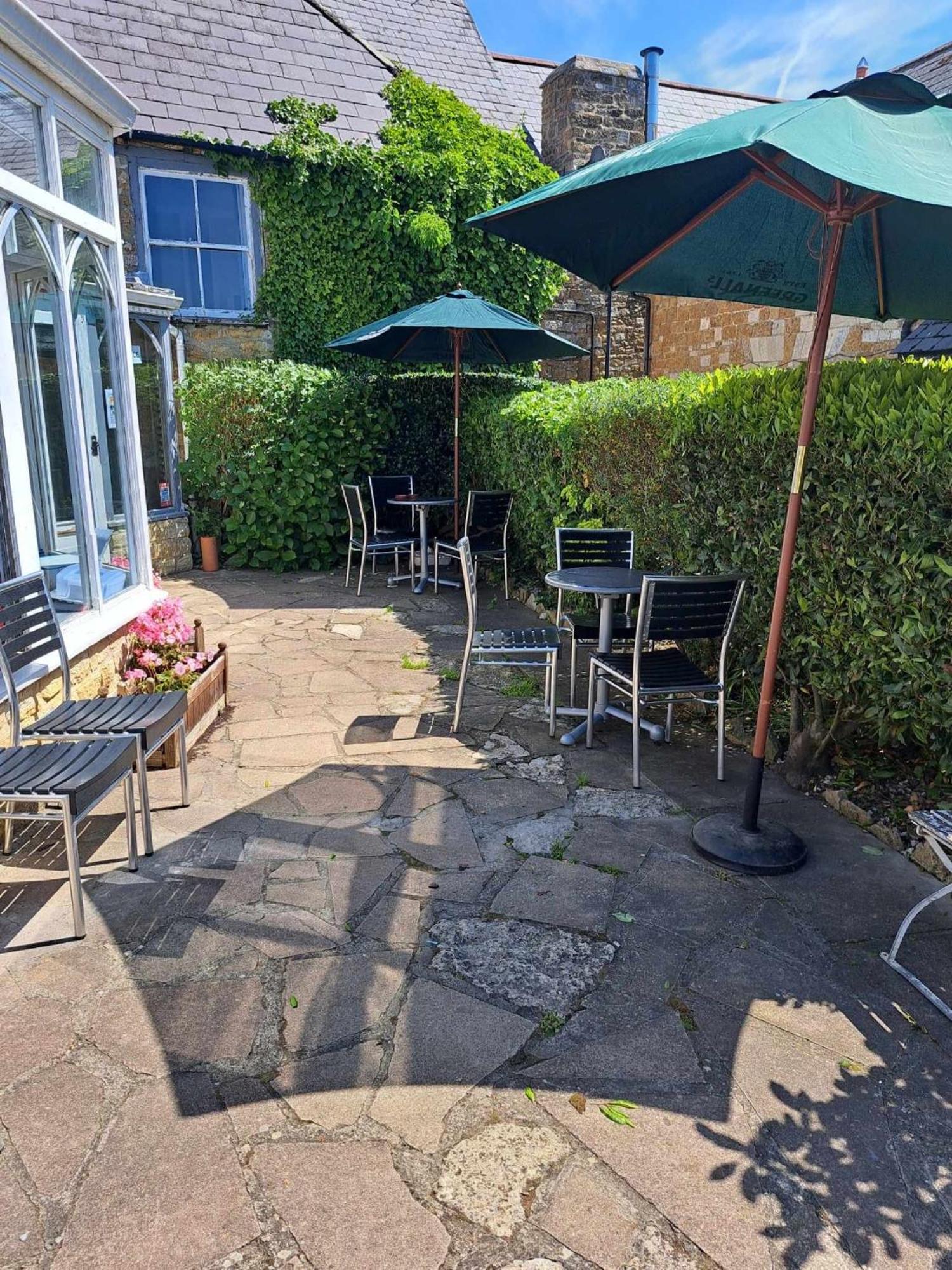 The Ilchester Arms Hotel Abbotsbury Esterno foto